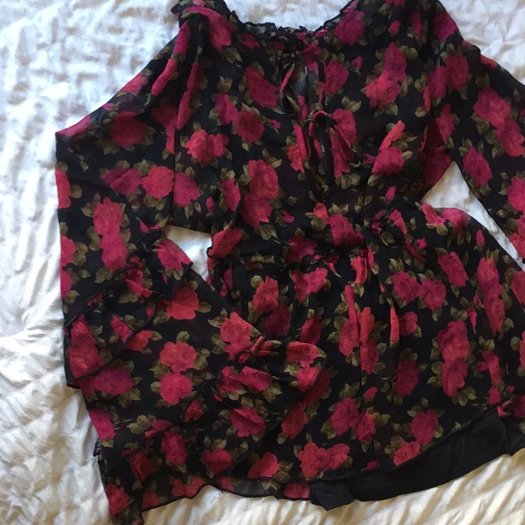 American Eagle floral blouse - Picture 6 of 6